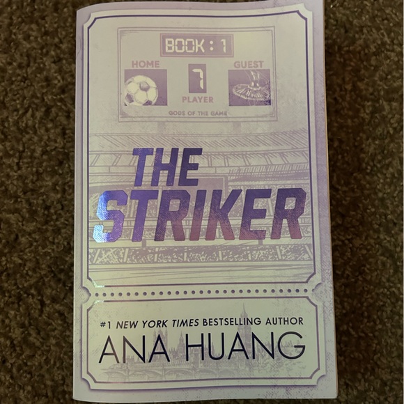 The Striker Book by Ana Huang - Picture 1 of 3